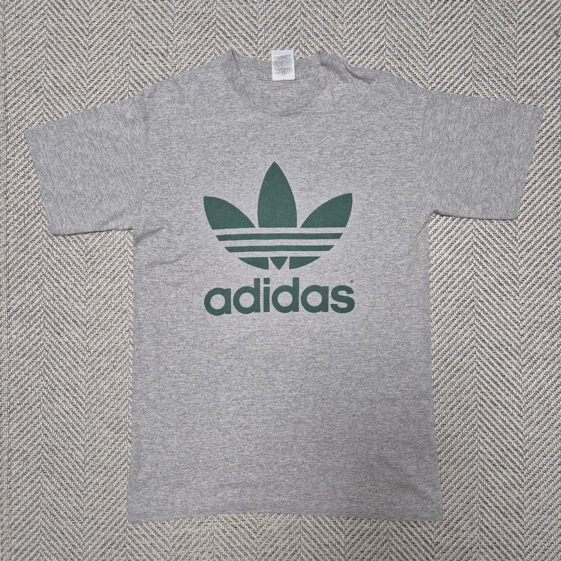 90~00s Adidas trefoil 양면 프린팅 티셔츠 (M) 상품이미지1