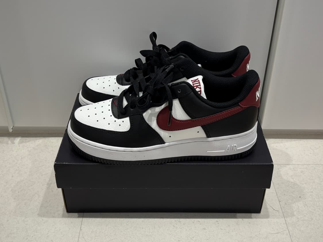 나이키 에어 포스 1 '07 블랙 다크 팀 레드 상품이미지1