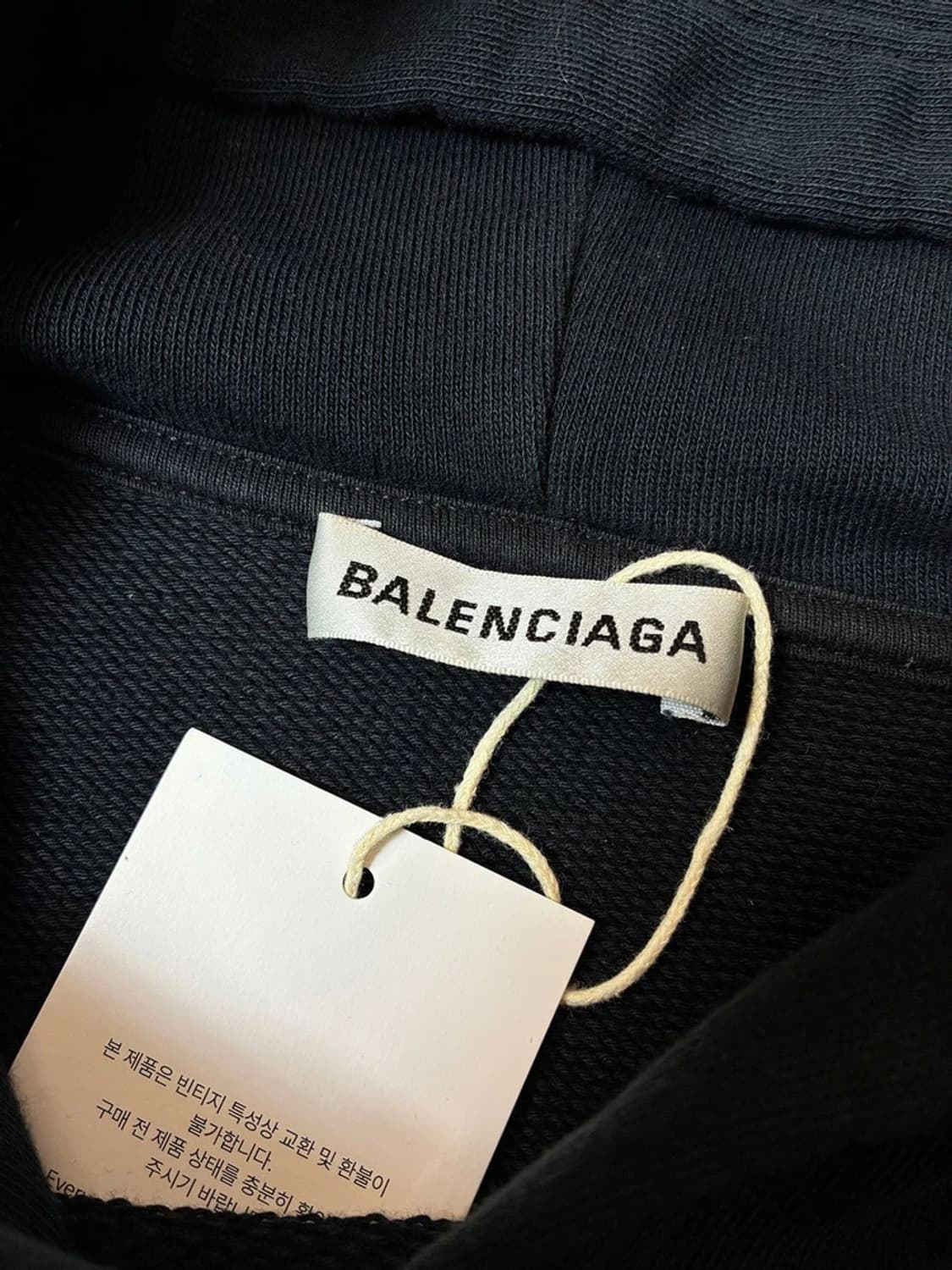 발렌시아가 블랙 BB 로고 오버핏 후드 티셔츠 PN6660    상품이미지7