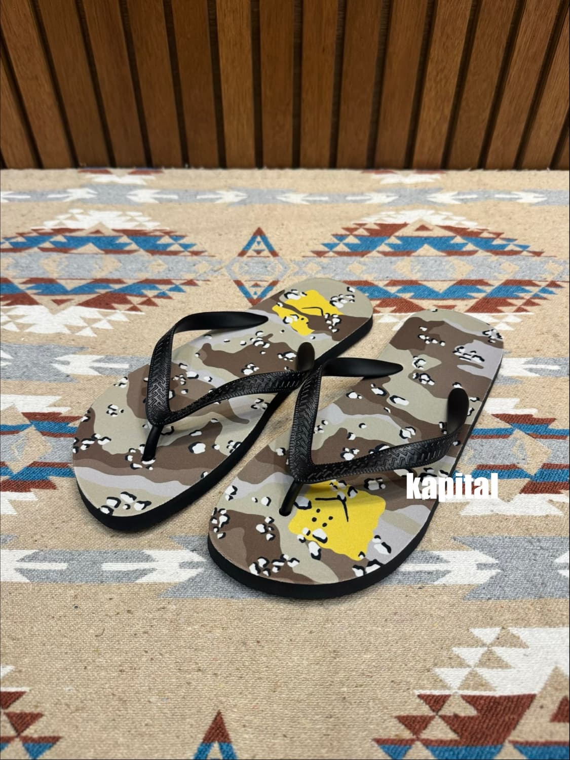 [L][270-280mm] 캐피탈 초콜릿 칩 카모 플립 플랍 베이지 상품이미지1