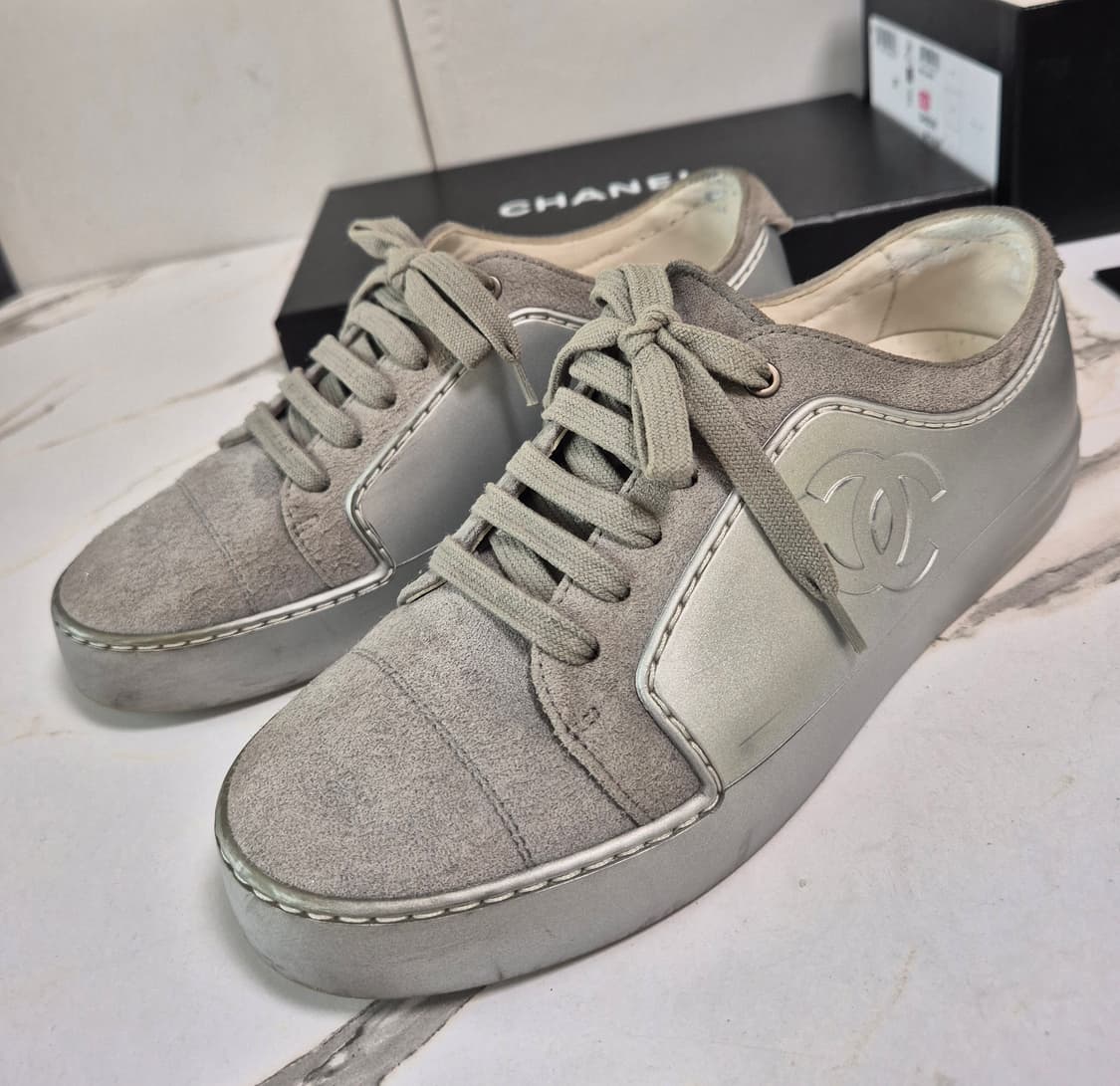 (정품) 샤넬 로우탑 스웨이드 스니커즈 36.5 상품이미지6