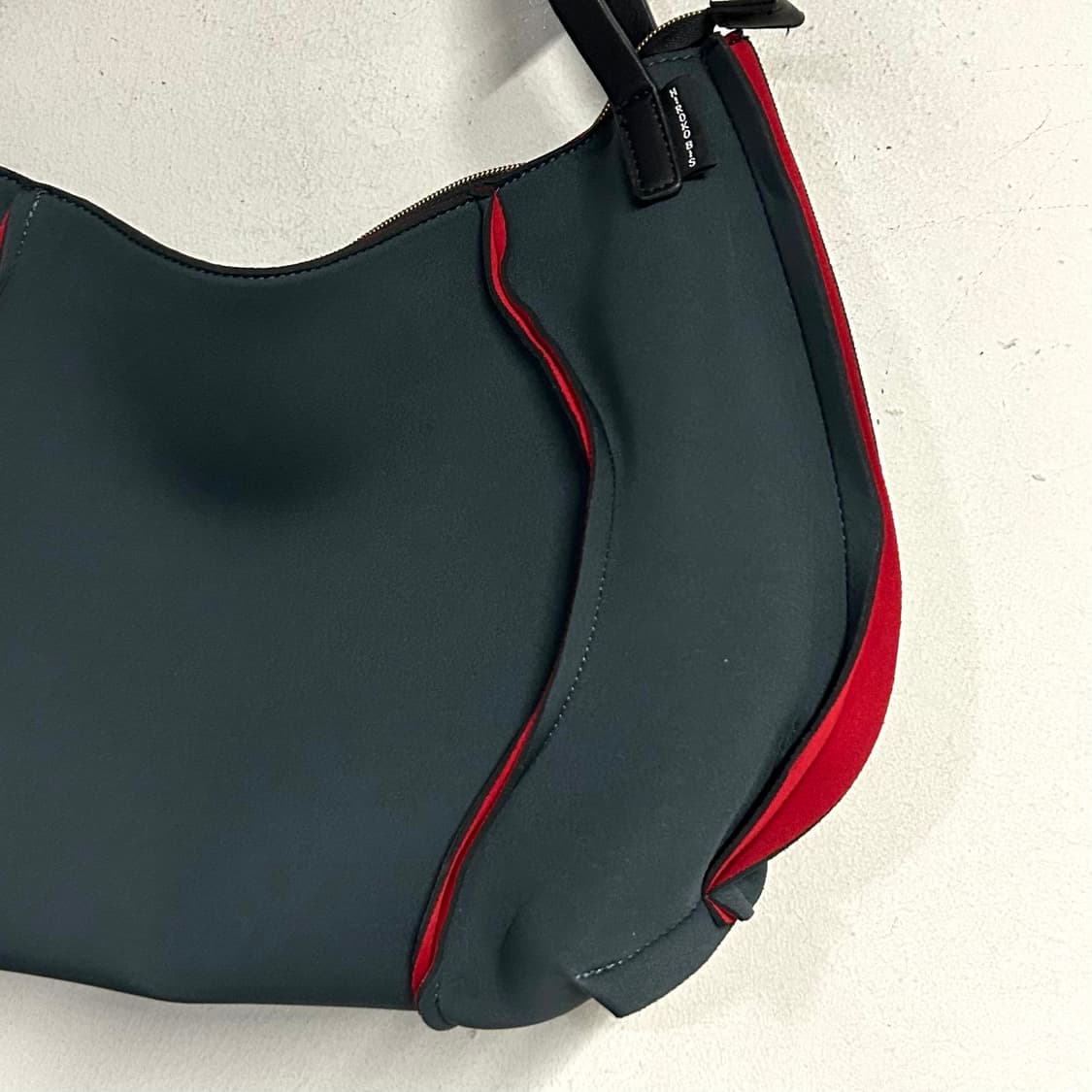 HIROKO BIS curved shoulder bag 상품이미지3