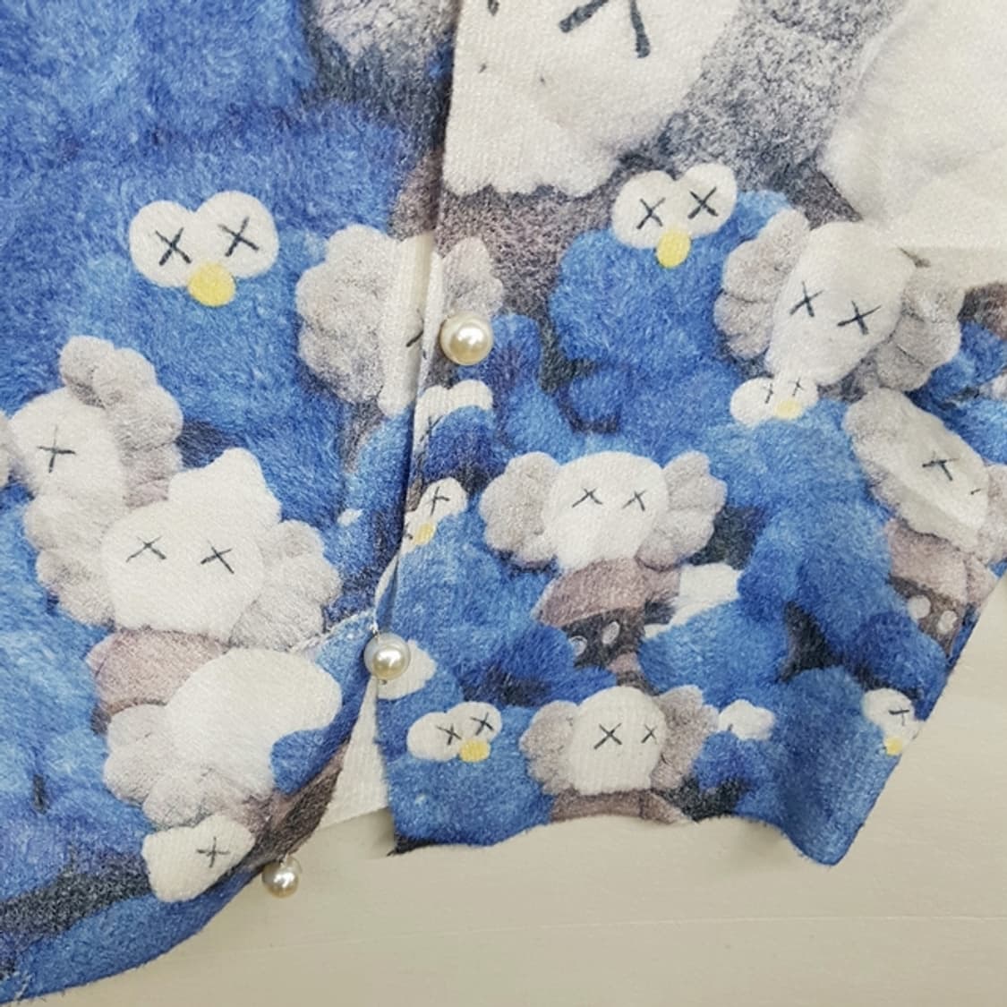 KAWS 프린트 가디건 상품이미지4