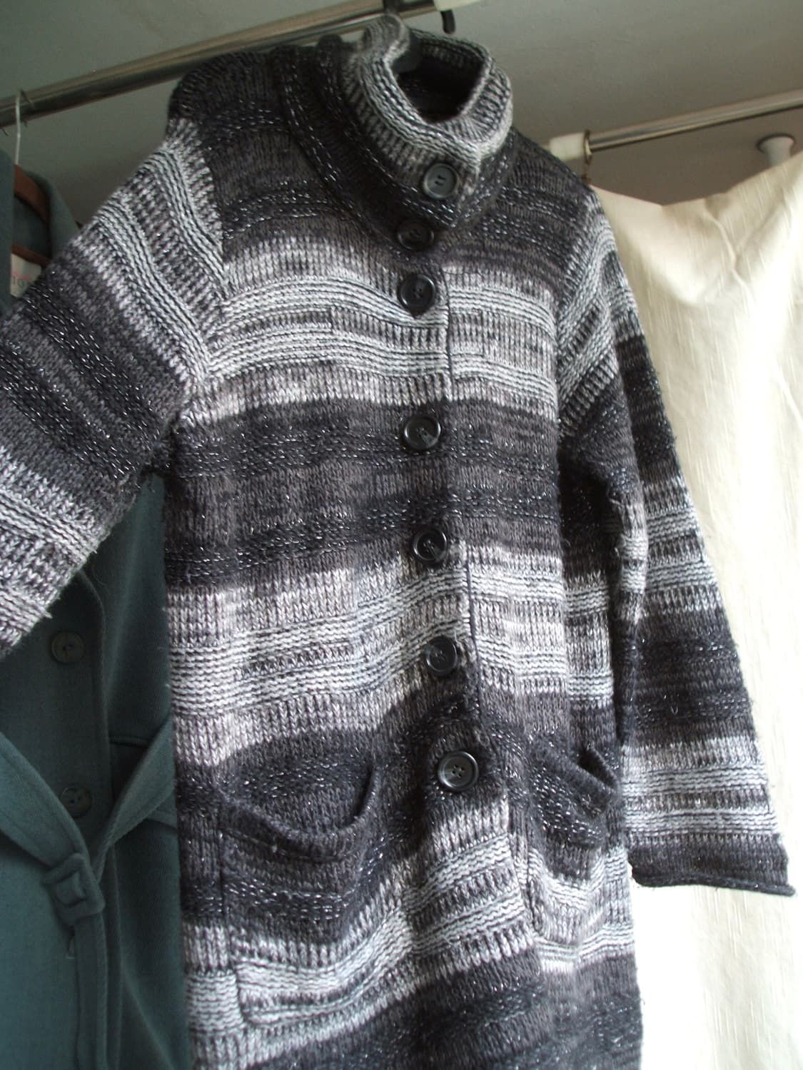 스트라이프 니트 가디건 상품이미지1