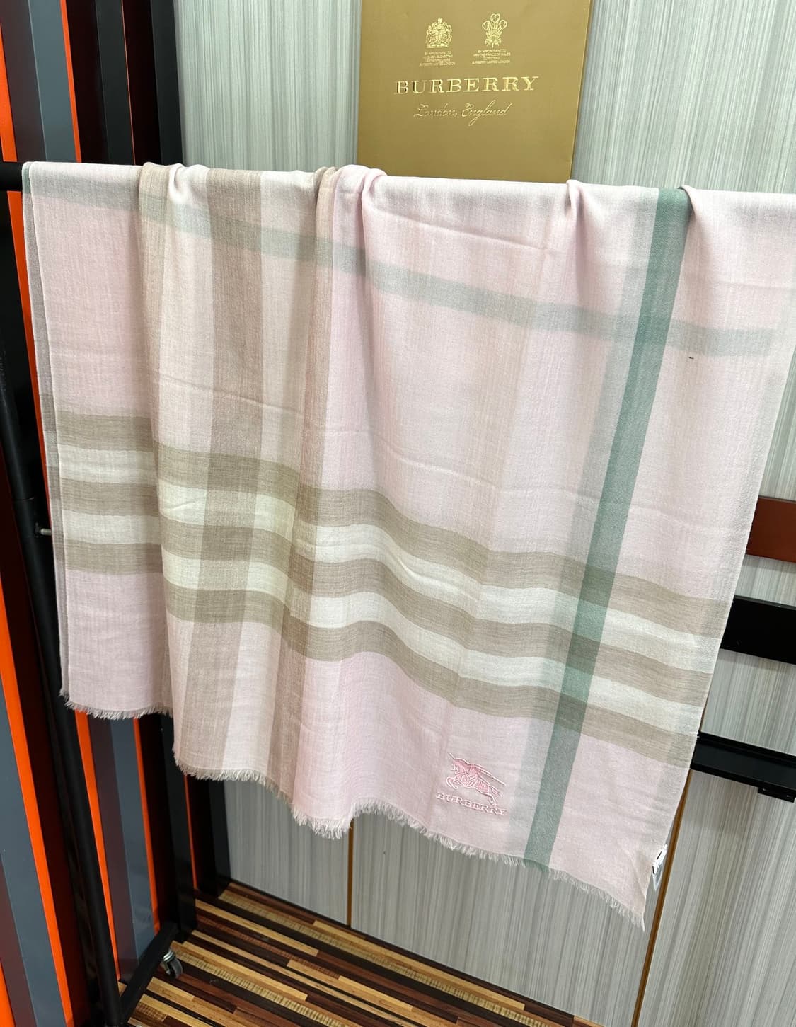 버버리 리버서블 스카프 100% 램스울 상품이미지6