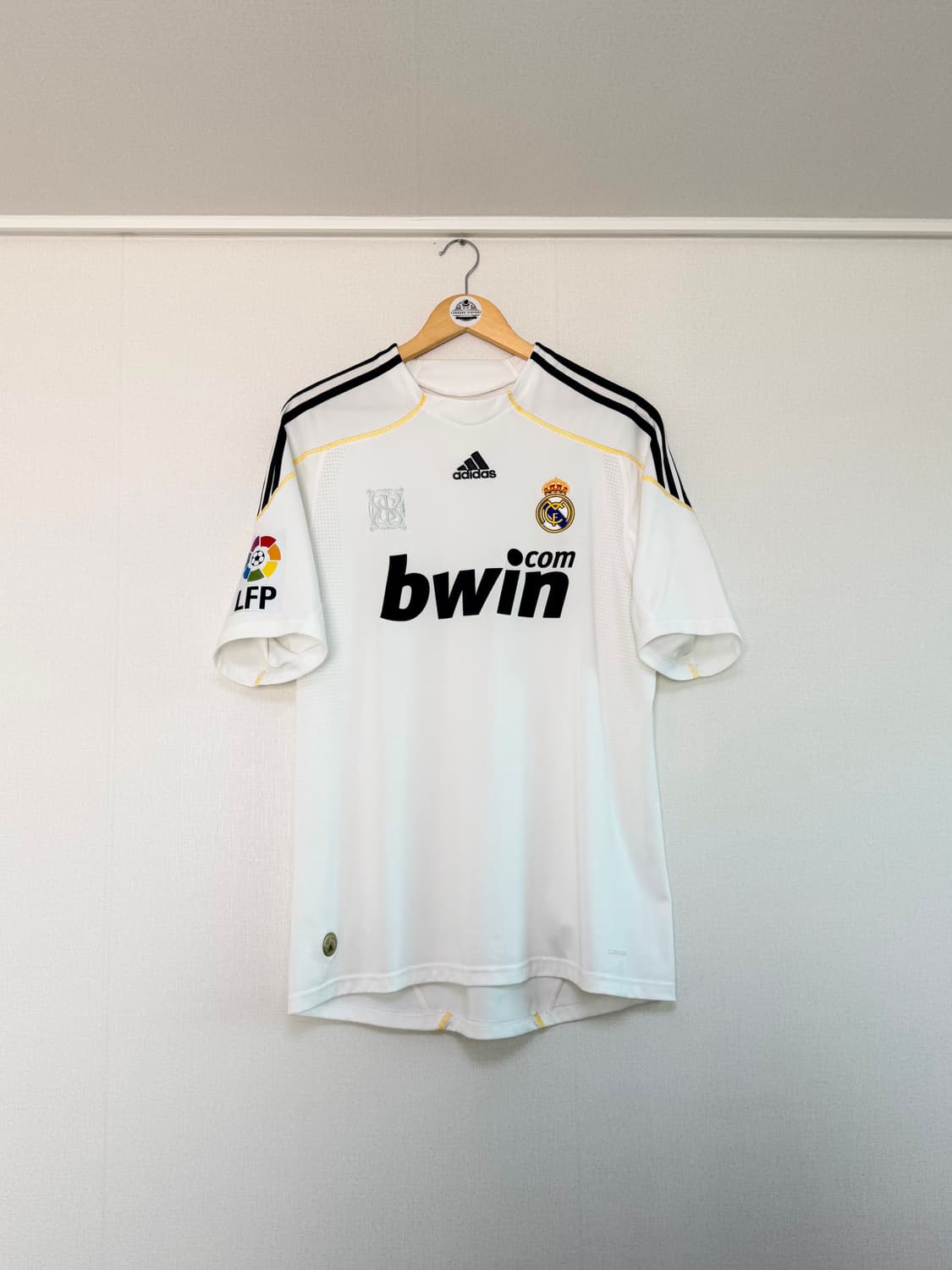 09-10 레알마드리드 홈 상품이미지1