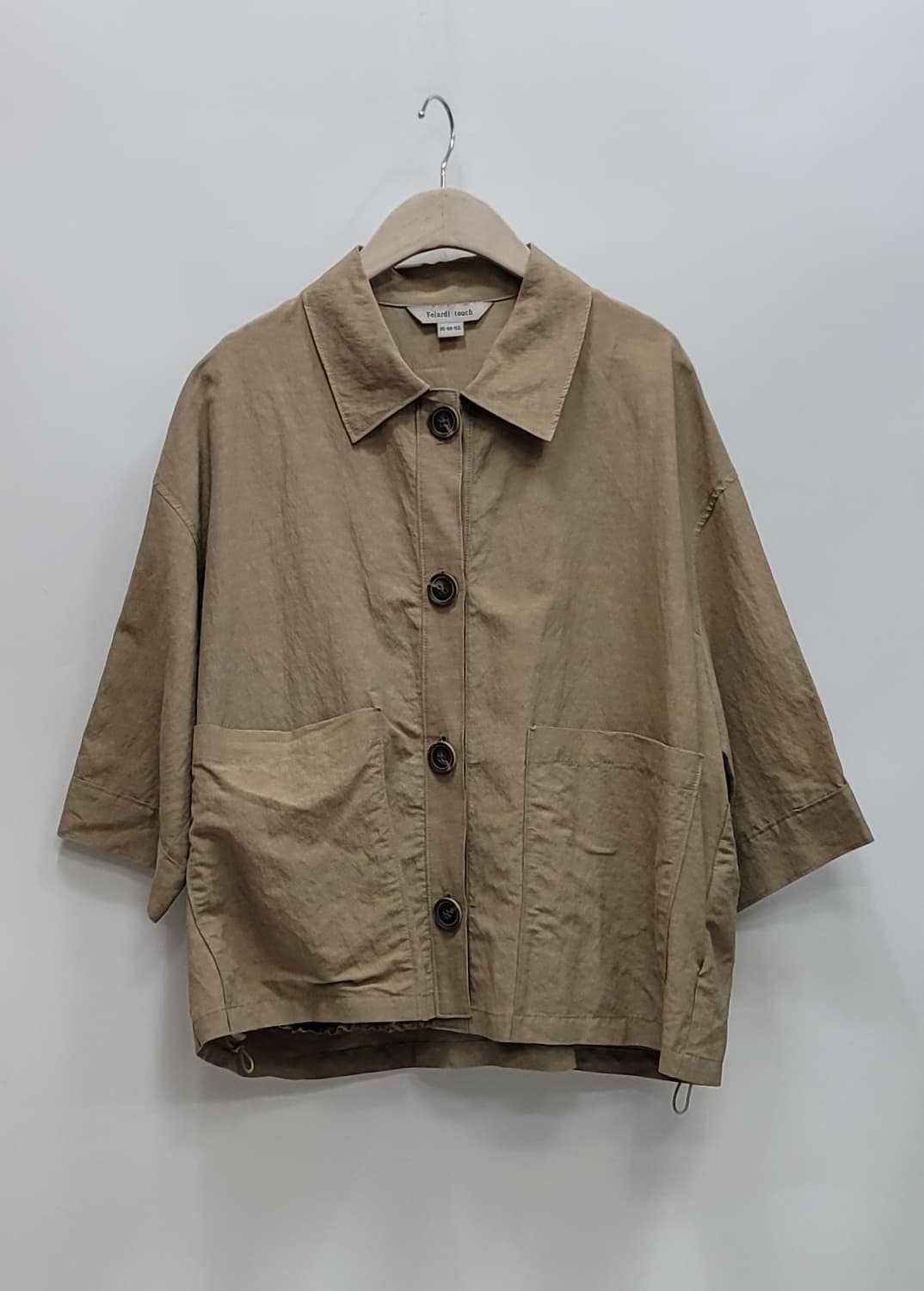 벨라디터치 린넨 레이온 빅포켓 오버핏 자켓 / 여 85 베이지
 상품이미지1