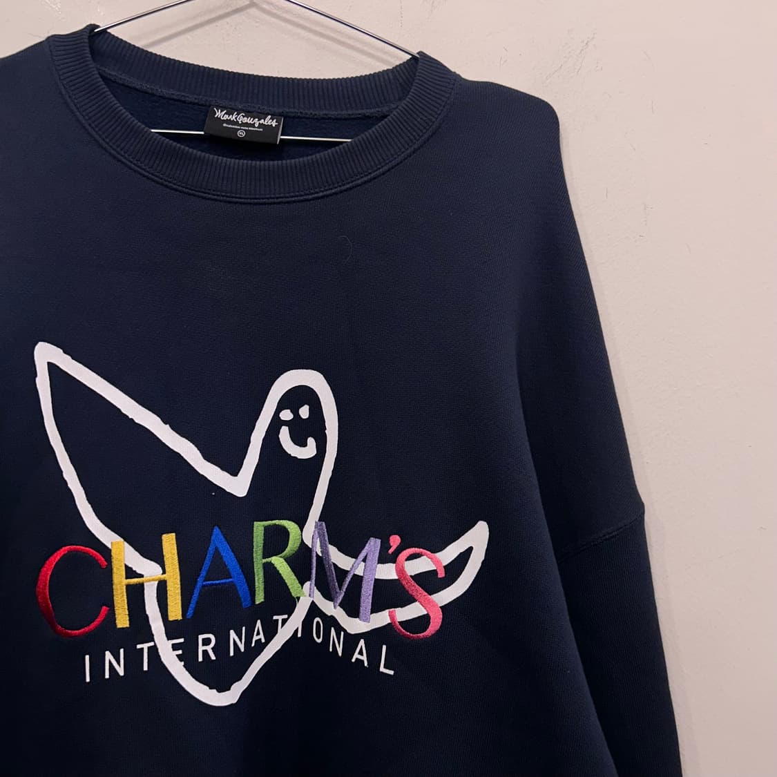 마크곤잘레스 X CHARMS 오버핏 맨투맨 상품이미지1