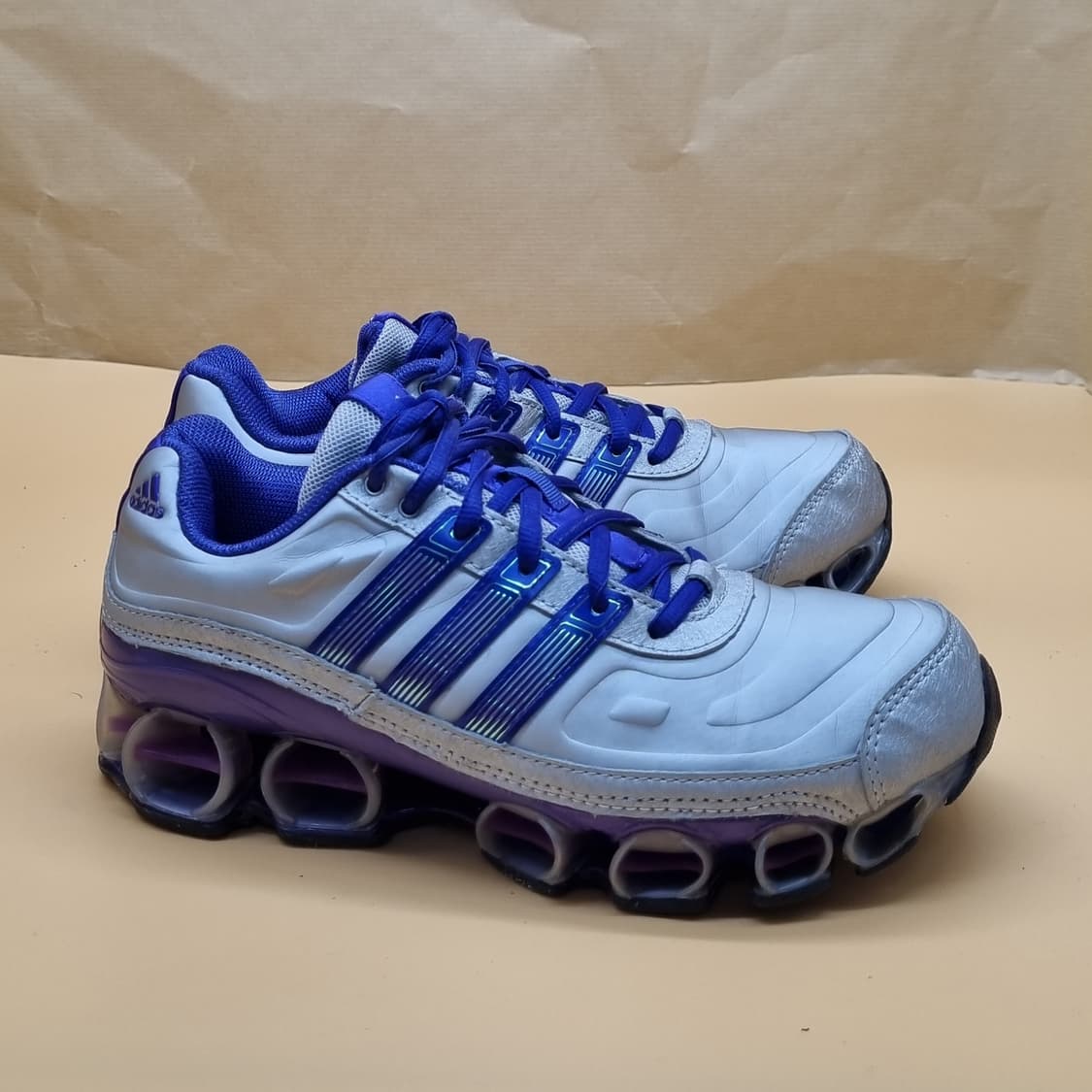 아디다스 파워바운스 운동화 225 상품이미지1