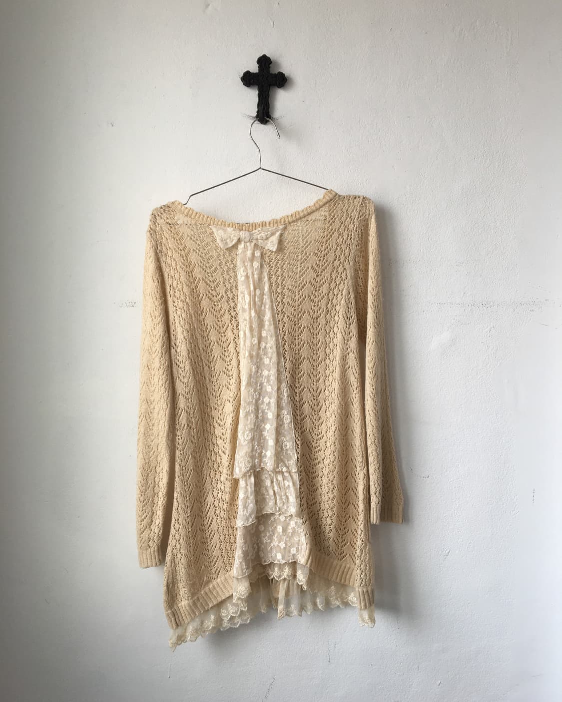 axes femme back lace point crochet cardi 상품이미지3