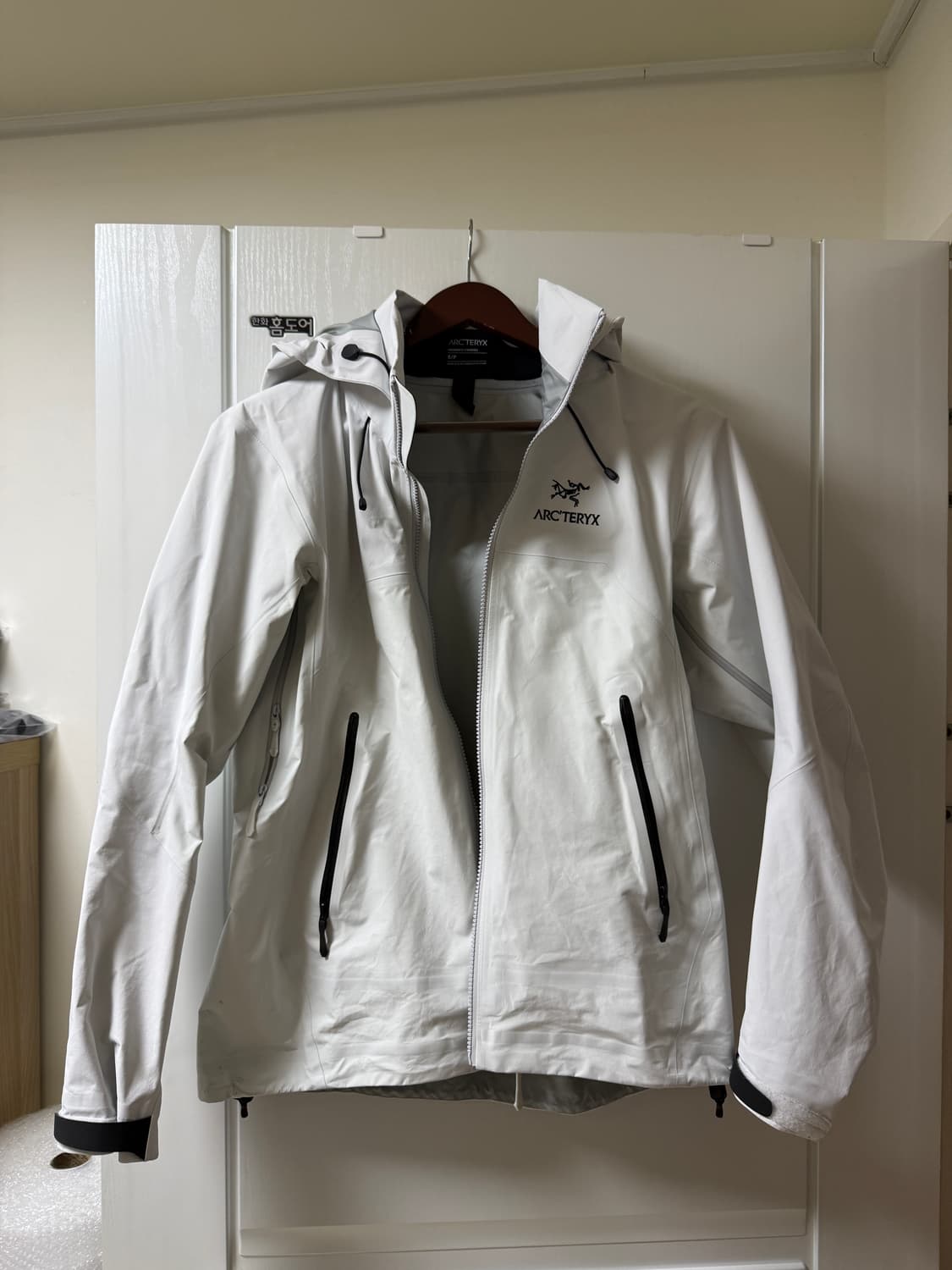 아크테릭스 베타AR 여성 S사이즈 오르카 Orca 상품이미지1