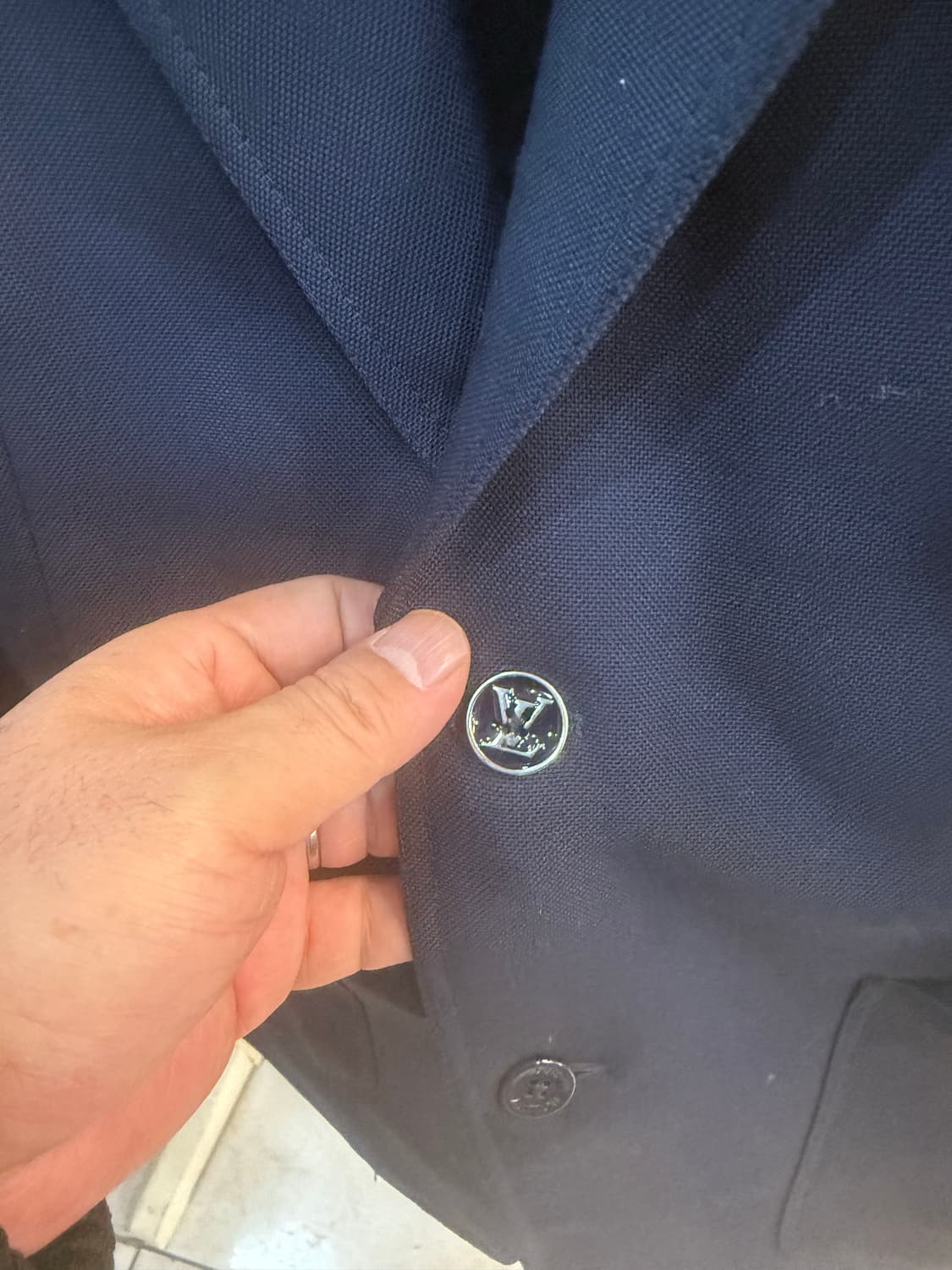 50/100-105/24fw 정품 루이비통 자켓 팝니다 상품이미지2