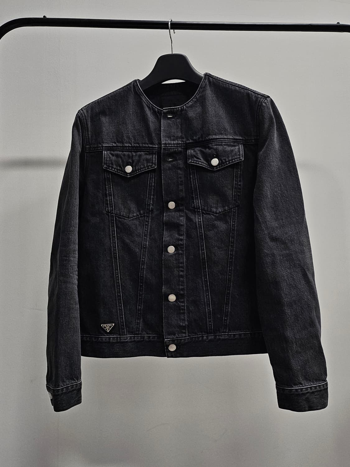 프라다 삼각로고 데님자켓 L사이즈  상품이미지1