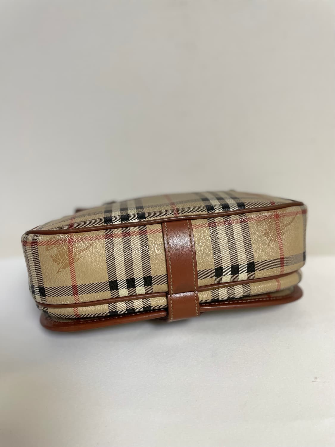 버버리 정품 노바 체크 크로스백 상품이미지6