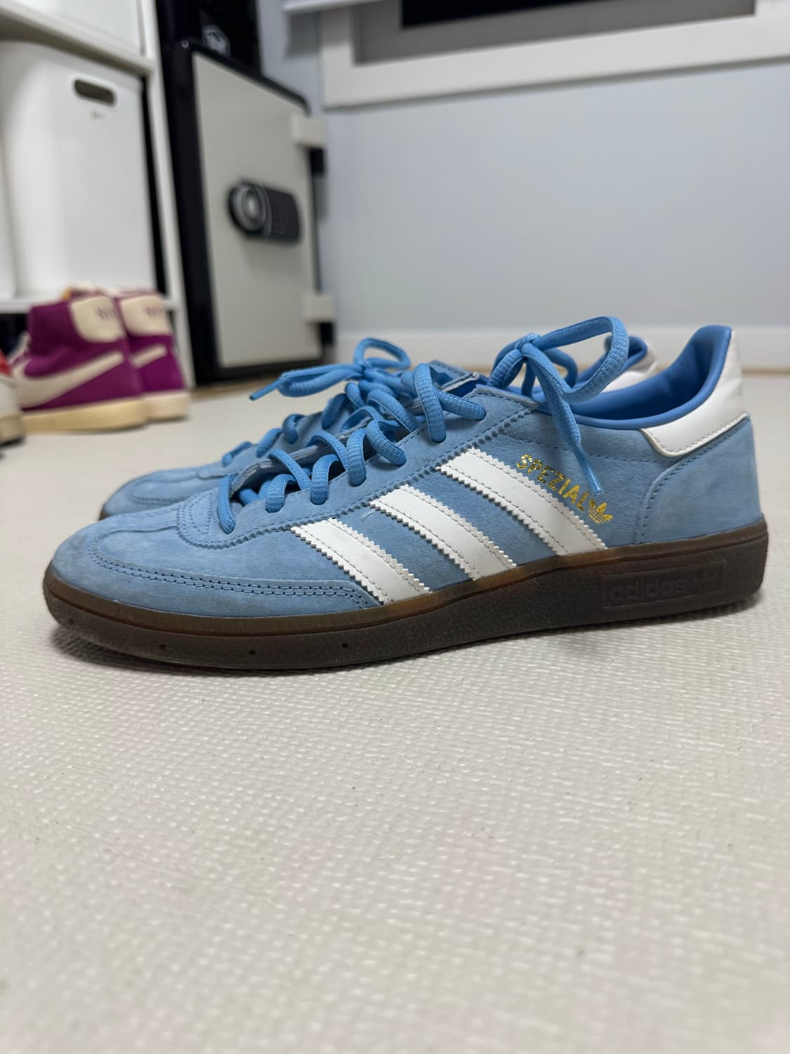 아디다스 스페지알 핸드볼 라이트 블루 상품이미지2