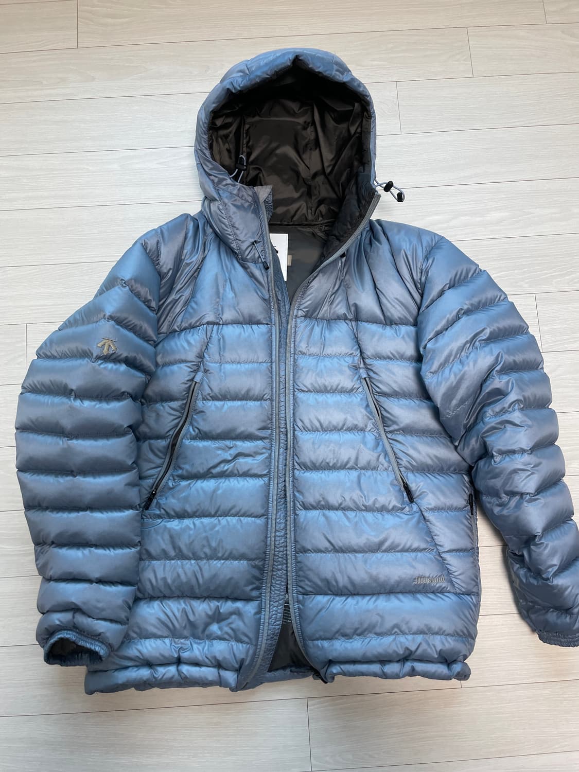 자운드 데상트 얼터레인 라지 사이즈 상품이미지1