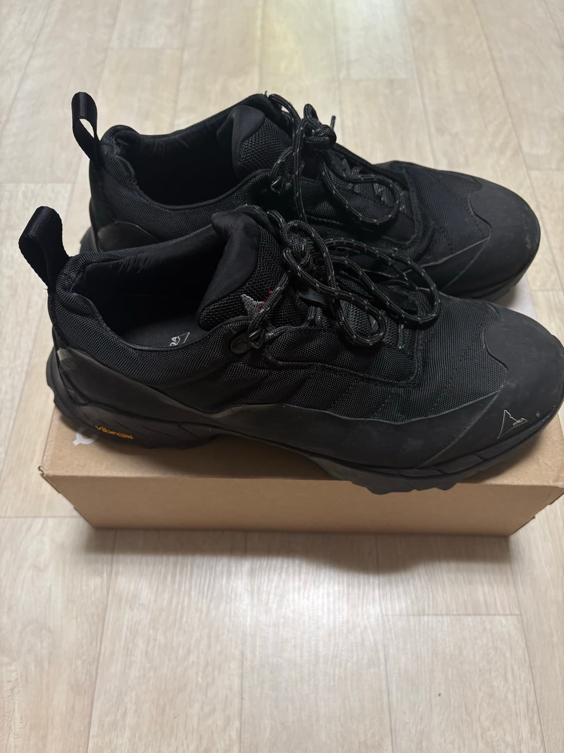 로아 카타니라 사이즈 43 상품이미지3