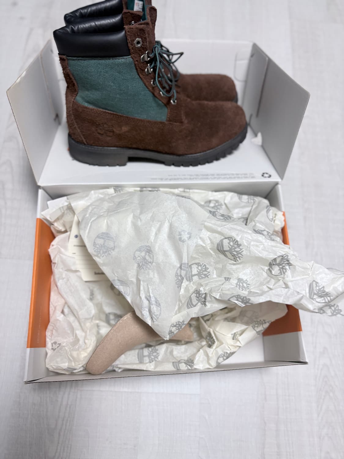 팀버랜드 x 디스이즈네버댓 6인치 부츠 브라운 - 와이드 상품이미지7