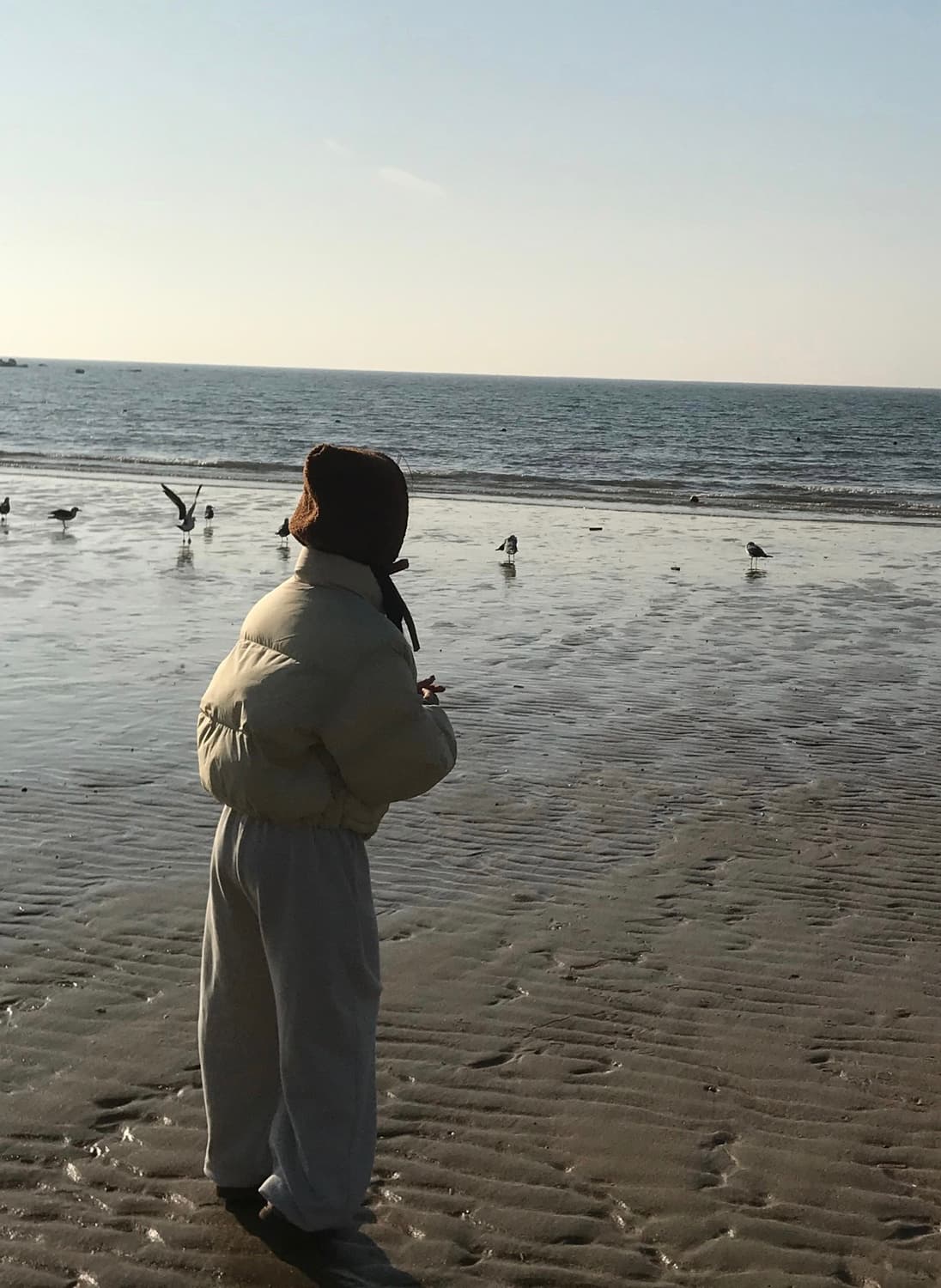 무신사 스탠다드 우먼 우먼즈 데일리 푸퍼 숏 패딩 재킷 [버터] 상품이미지5