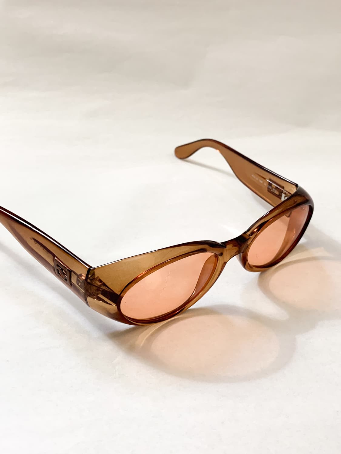 펜디 FENDI 2000s 오발 선글라스 Y2K 상품이미지4