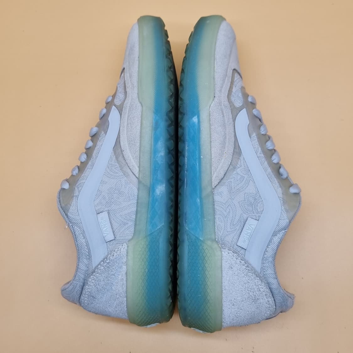 반스 AV 여성스니커즈235. 상품이미지5