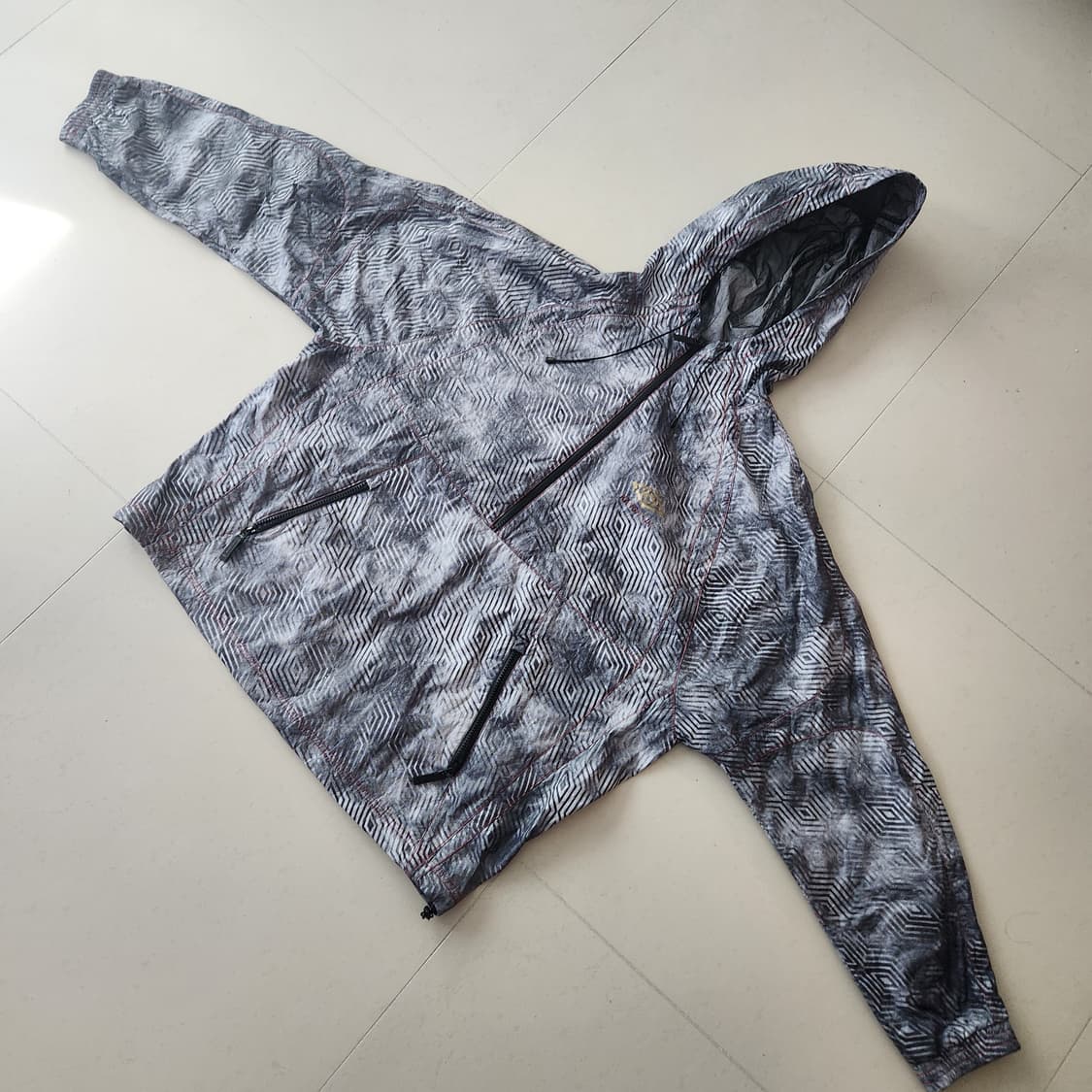 엄브로 강혁 바람막이 아노락 상품이미지1