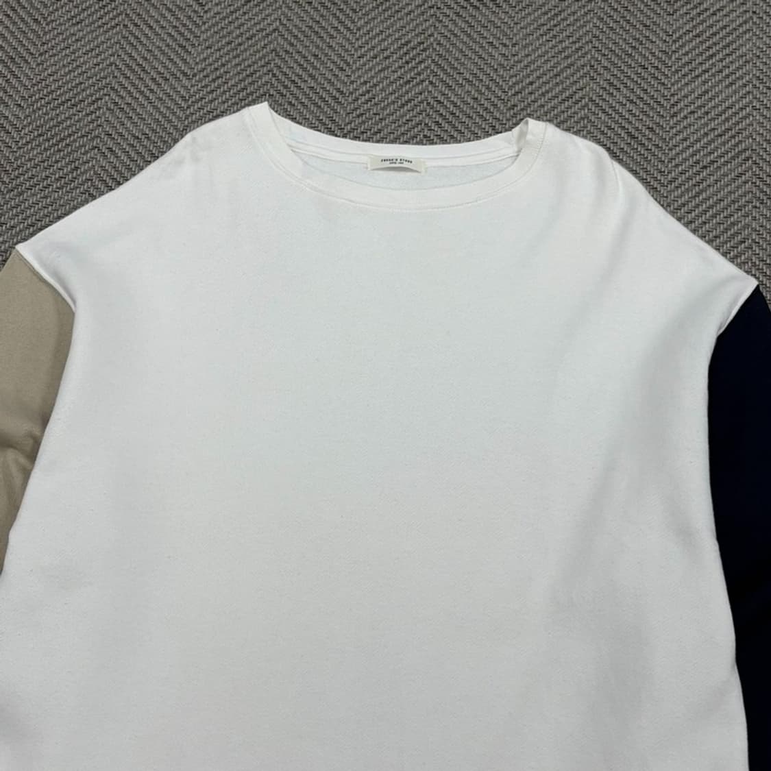 프릭스스토어 배색 맨투맨 v3034 상품이미지3