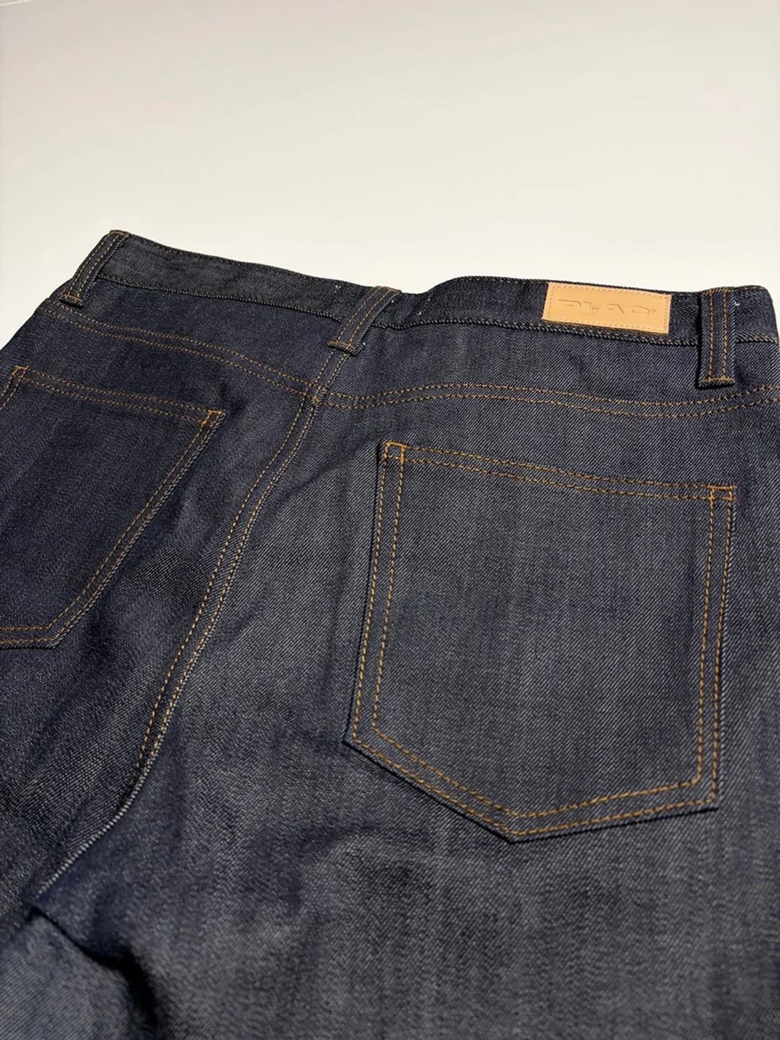 플랙 23FW 워시드 스트레이트 데님 팬츠 R2250 상품이미지5