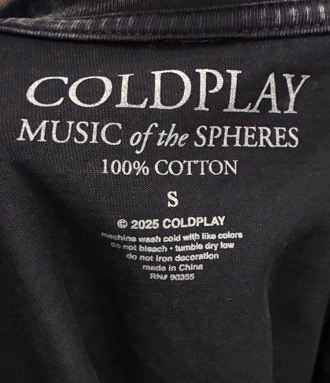 (S)Coldplay 2025 콜드플레이 에일리언 라디오 반팔티셔츠 차콜 상품이미지9