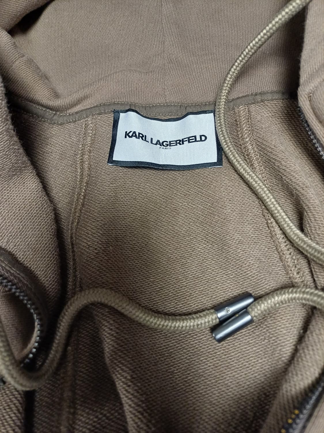 [정품/23시즌] 칼 라거펠트 파리스 자수 스팽글 후드 집업 (브라운/9 상품이미지4