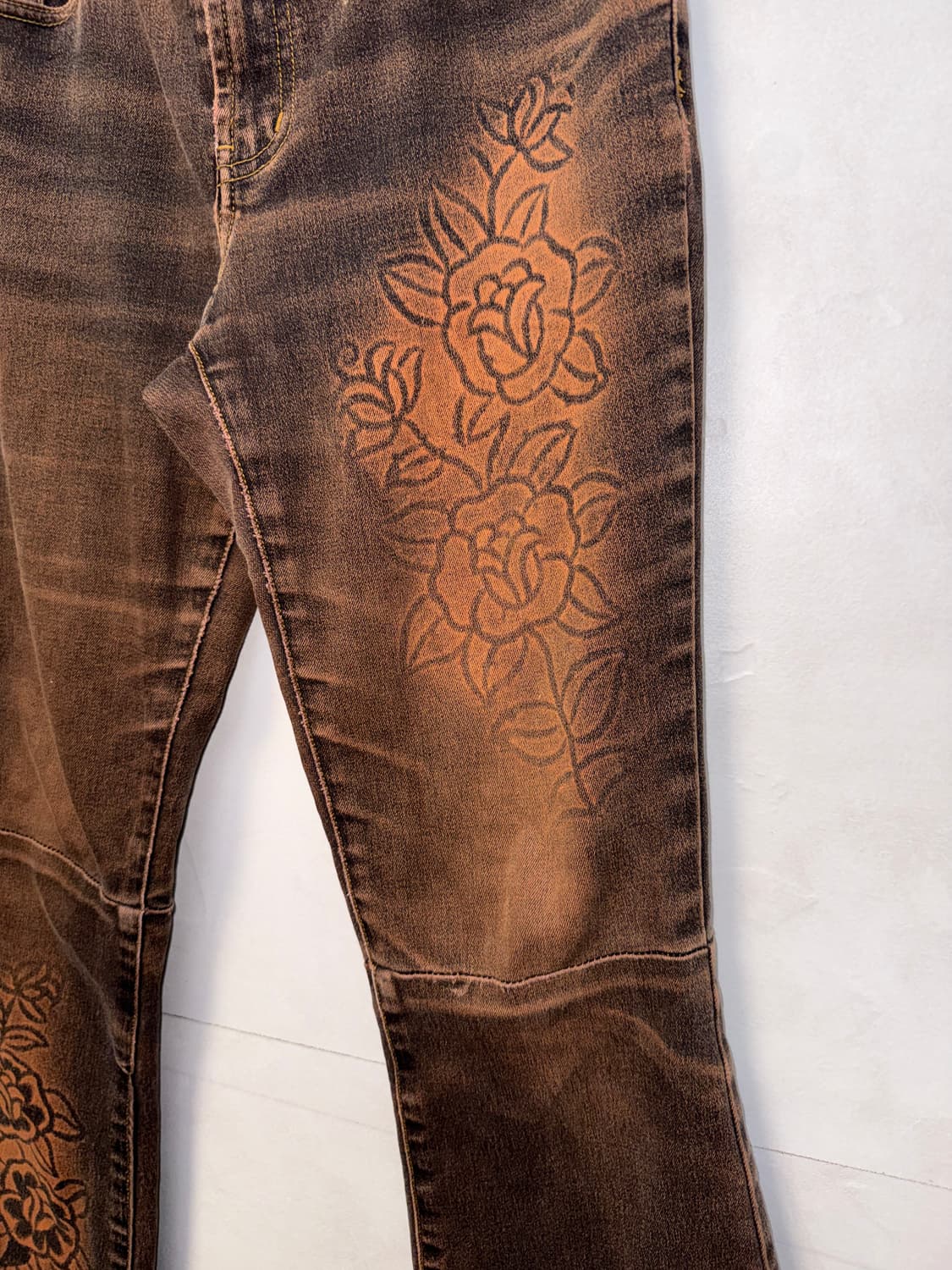Washing brown denim oriental rose 부츠컷팬츠 상품이미지2