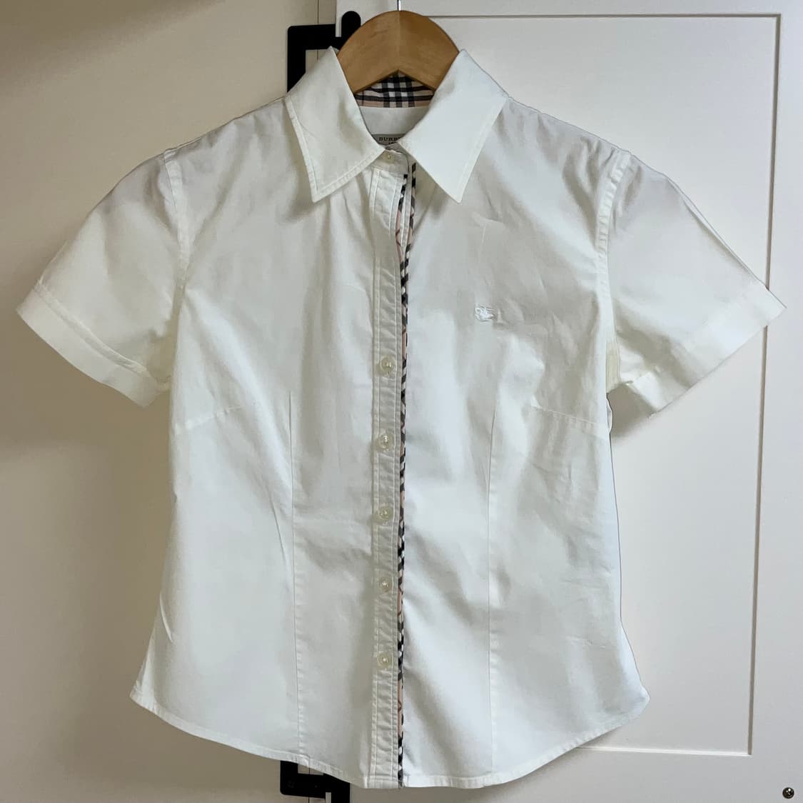 [Burberry] White Short Sleeve Shirt 상품이미지1