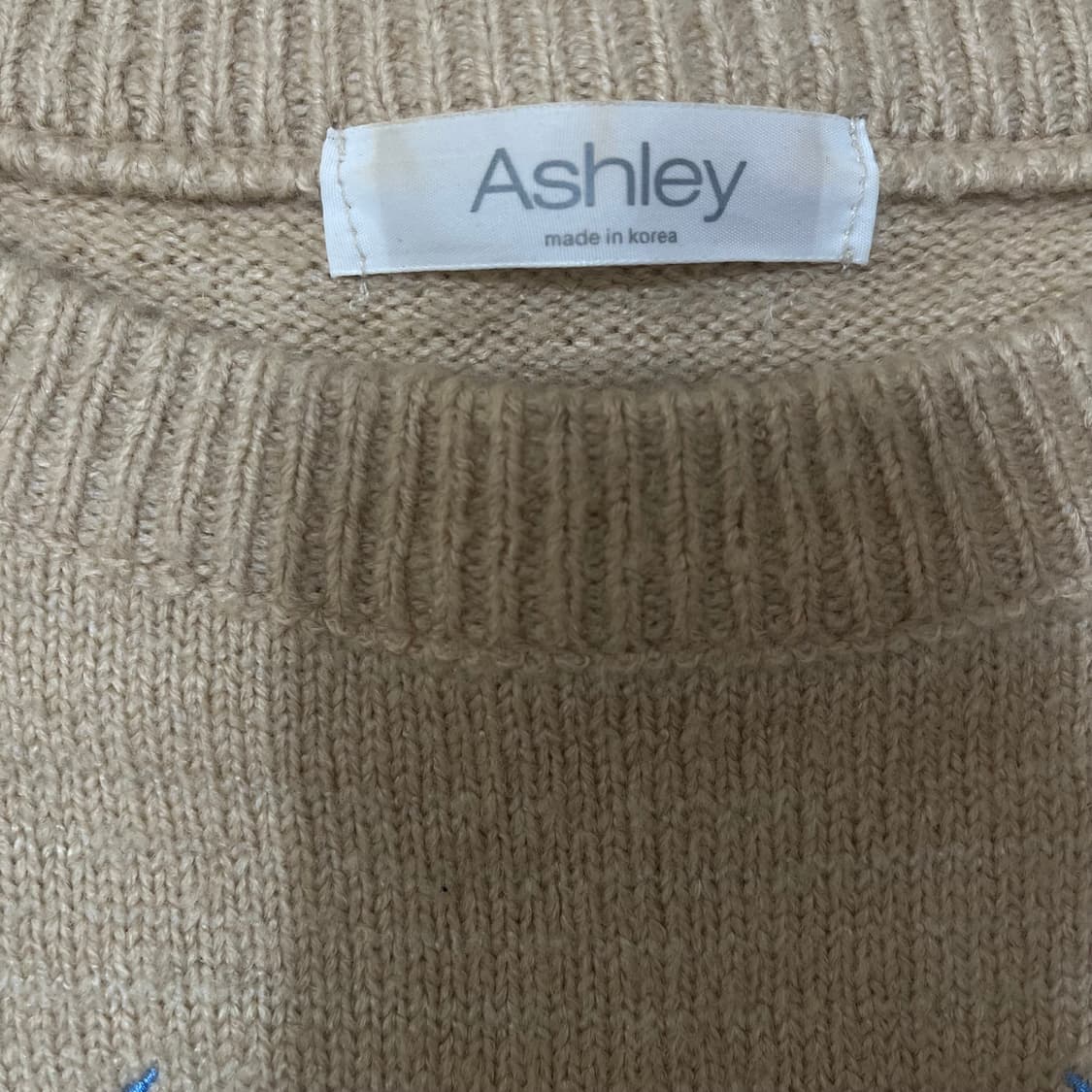 애슐리 여성 플라워 자수 라운드 니트 M/95 상품이미지4