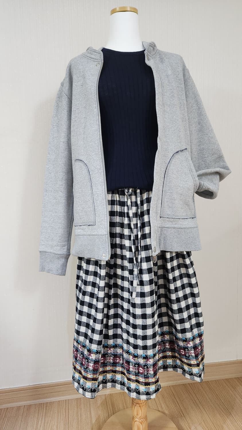 하구미 후드집업&니트& 체크치마 상품이미지1