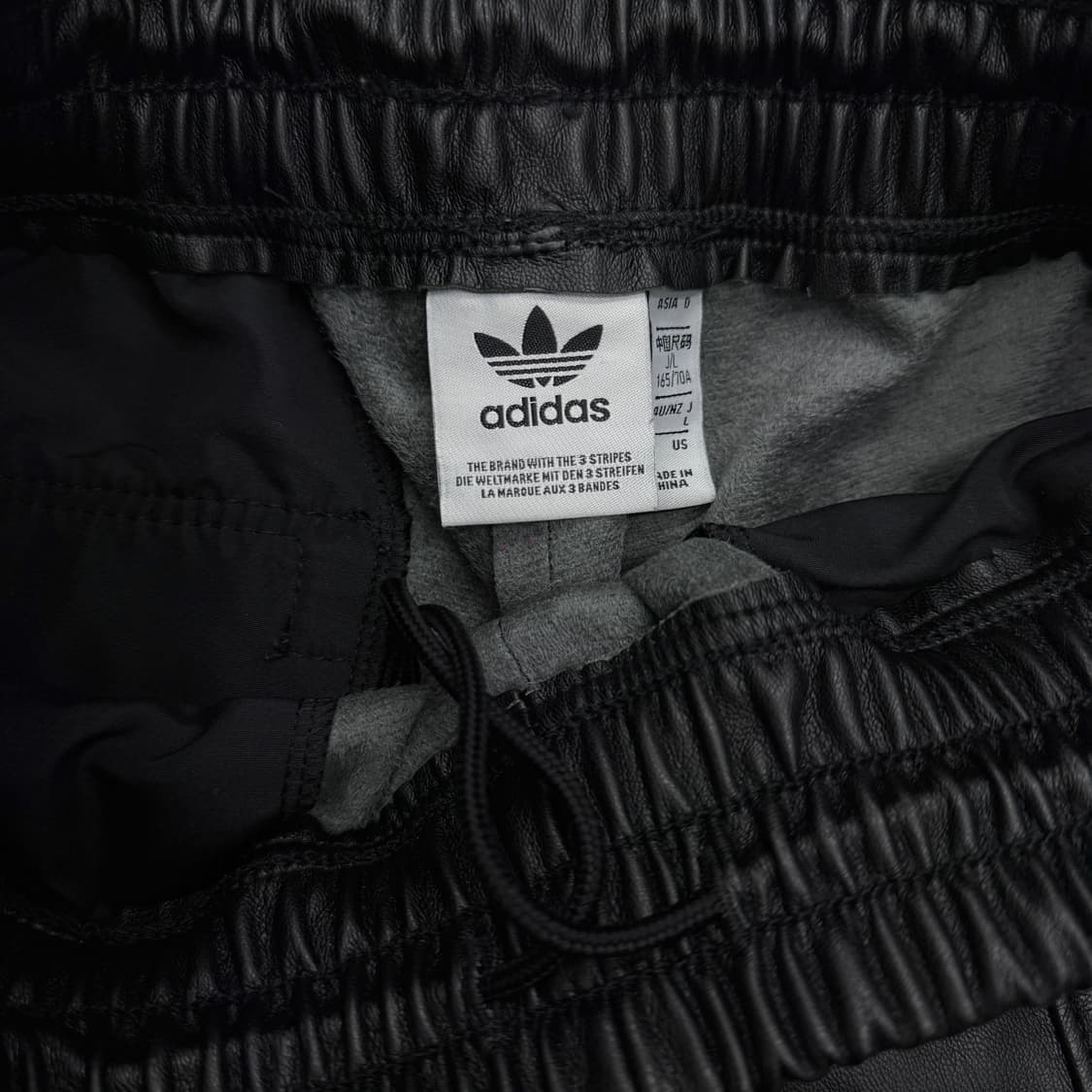 아디다스 레더 코팅 부츠컷 파이어버드 유광 와이드 분리형 트랙팬츠 상품이미지9