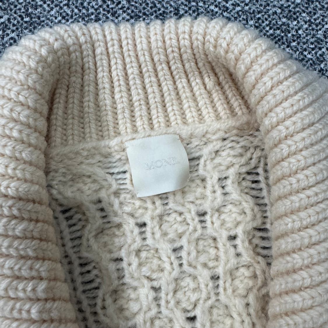 MONE 케이블 니트 가디건 상품이미지5