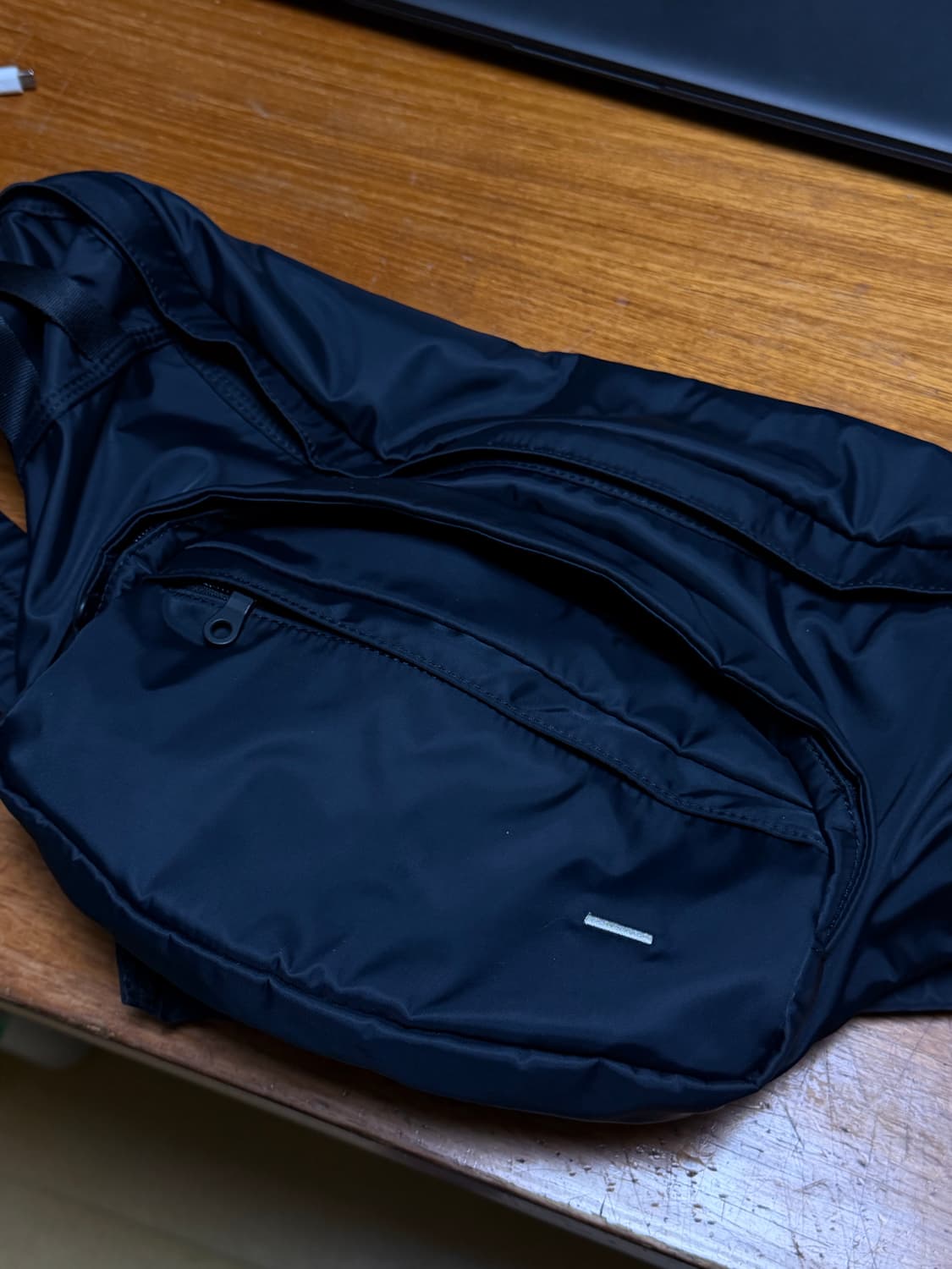 월스와일무브먼트 AWNING SLIDER BAG 블랙 상품이미지3