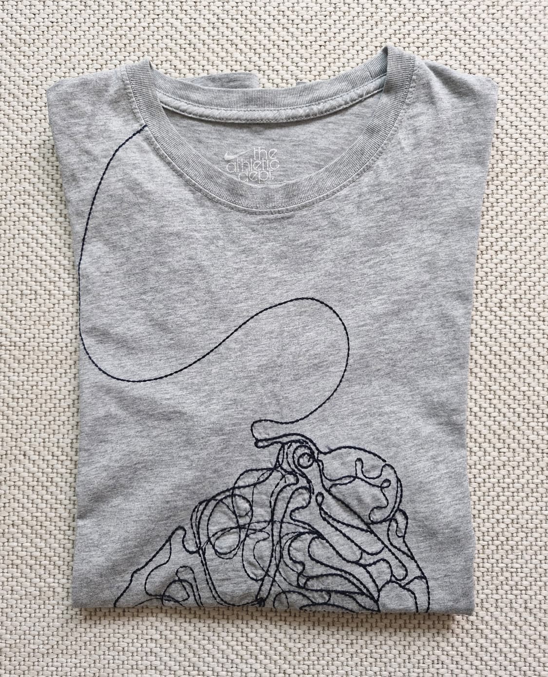 레어템 나이키 스니커즈 니들포인트 반팔티 XL  상품이미지6