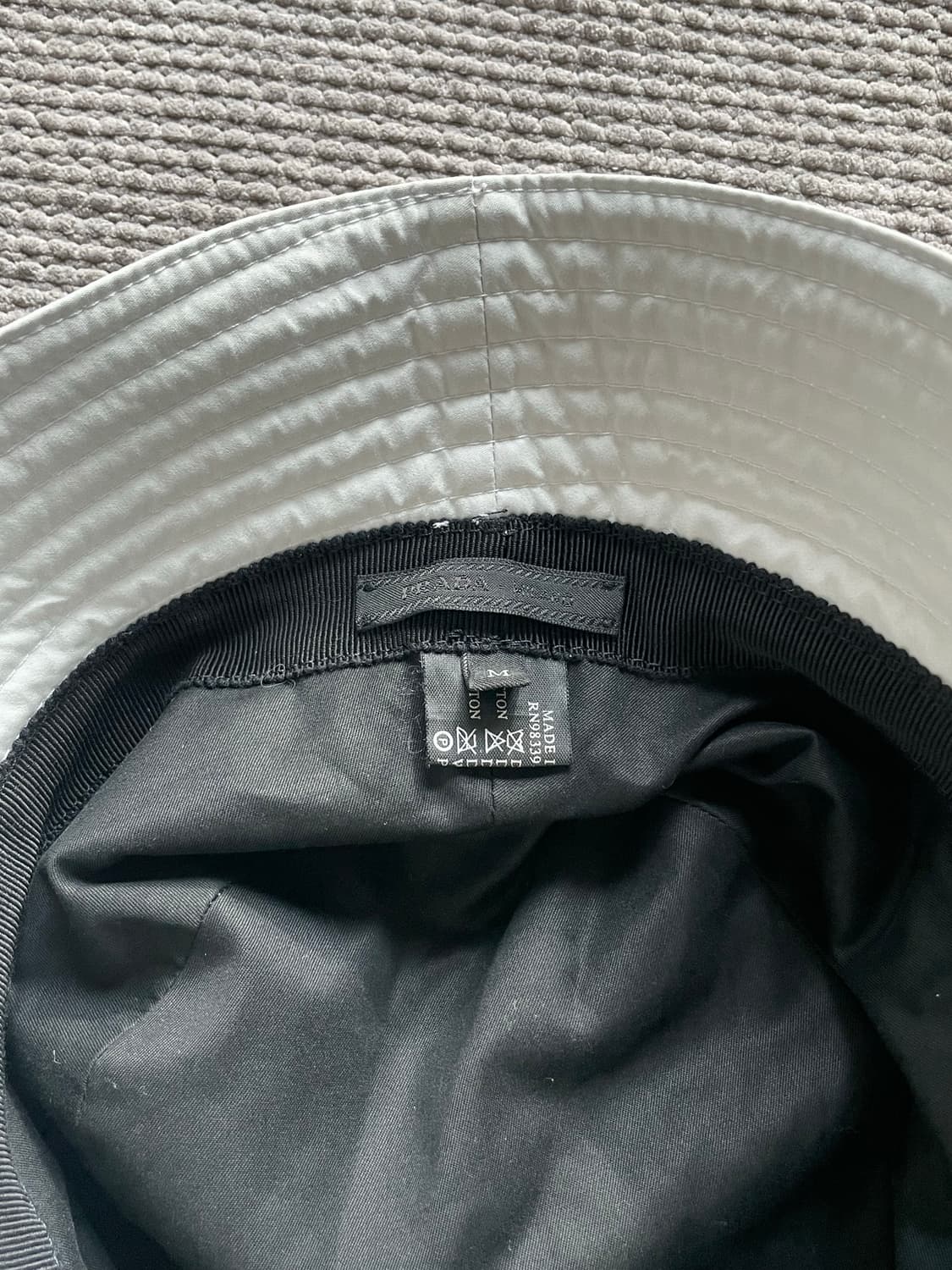 프라다 스포츠 버킷햇 상품이미지5