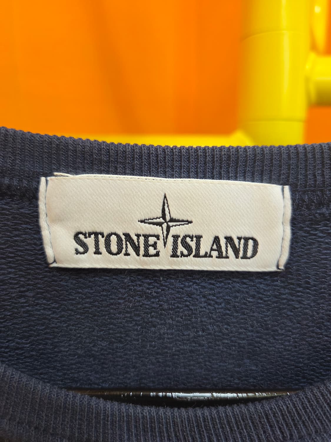 M 정품 스톤아일랜드 네이비 맨투맨 상품이미지2