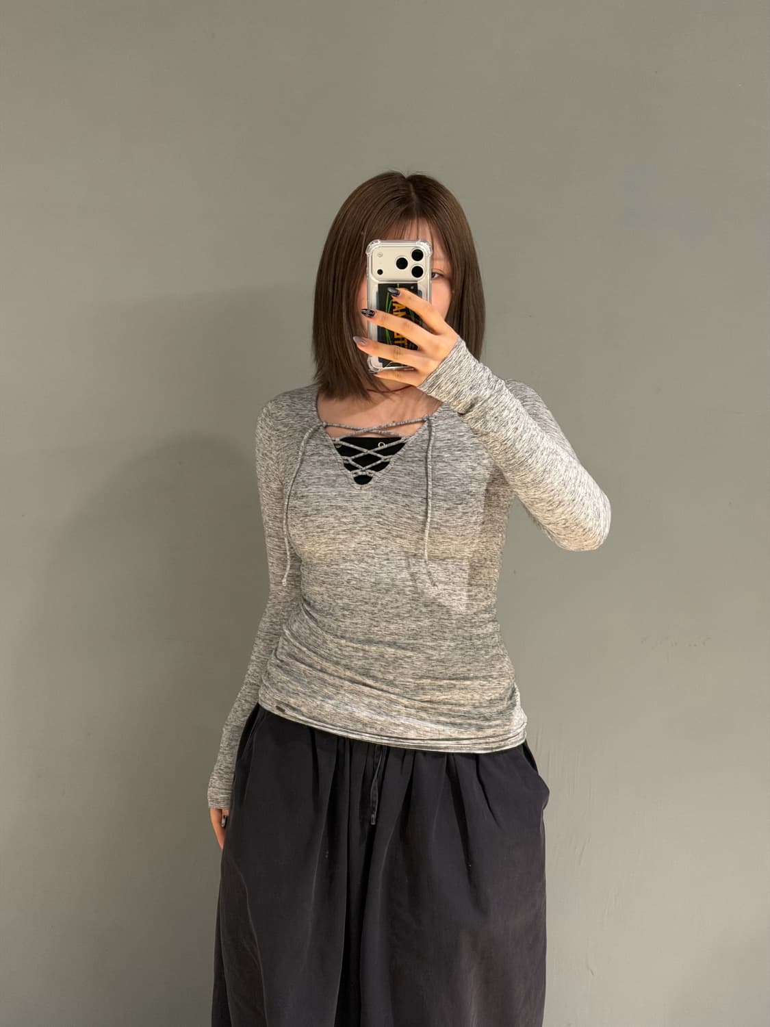 Hollister eyelet detail long sleeve 상품이미지2