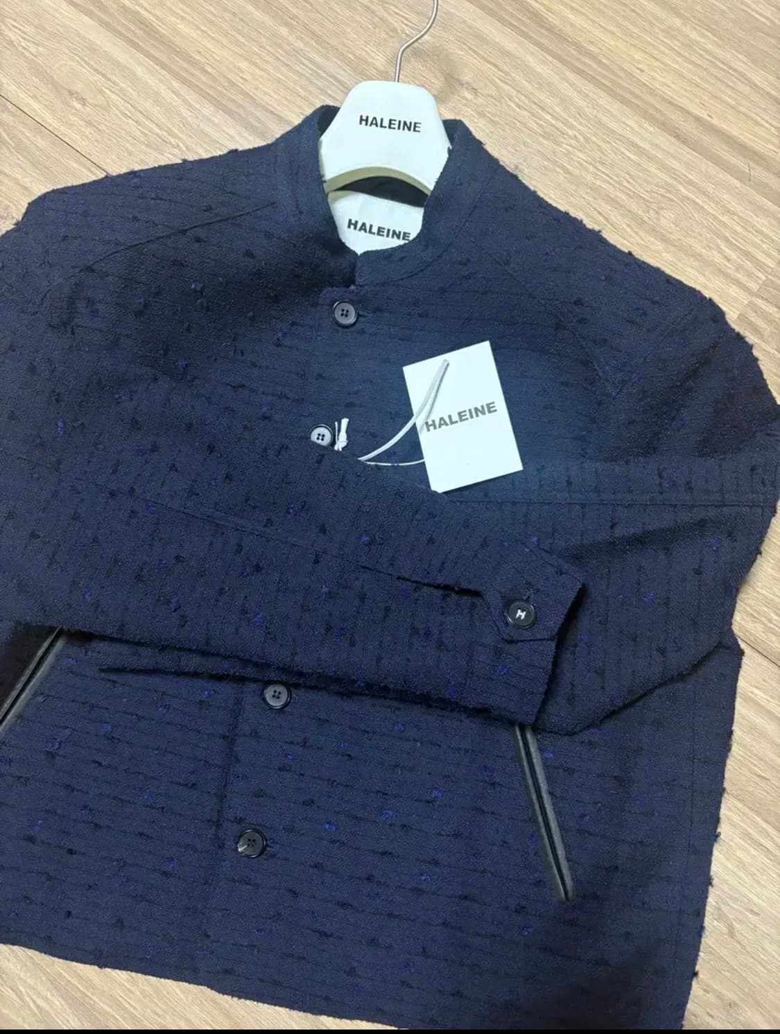 새상품))알렌느 스탠드 카라 트위드 크롭자켓 네이비 2사이즈 판매 상품이미지2