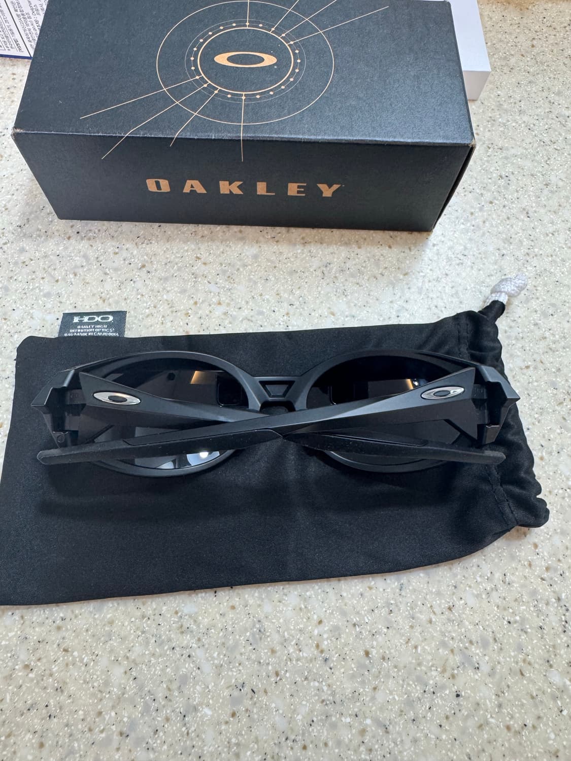 오클리 아이자켓 리덕스 블랙 선글라스 상품이미지4