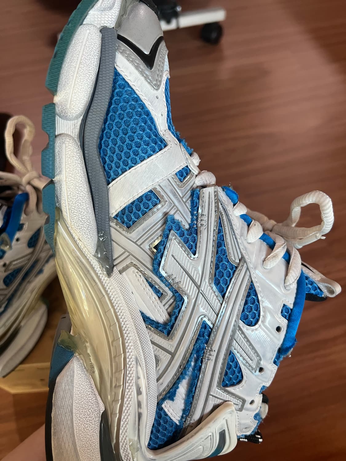 [40]발렌시아가 뉴러너 스니커즈 블루 화이트 상품이미지7