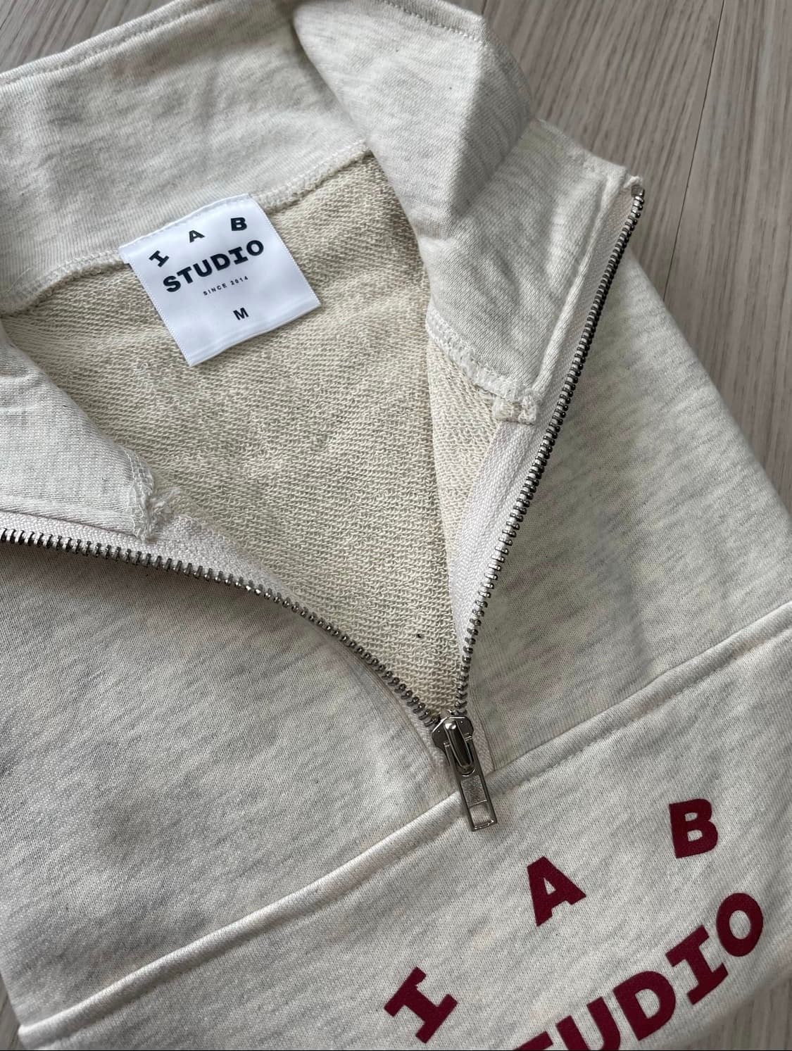 [새상품] 아이앱 스튜디오 하프 집업 오트밀 상품이미지3