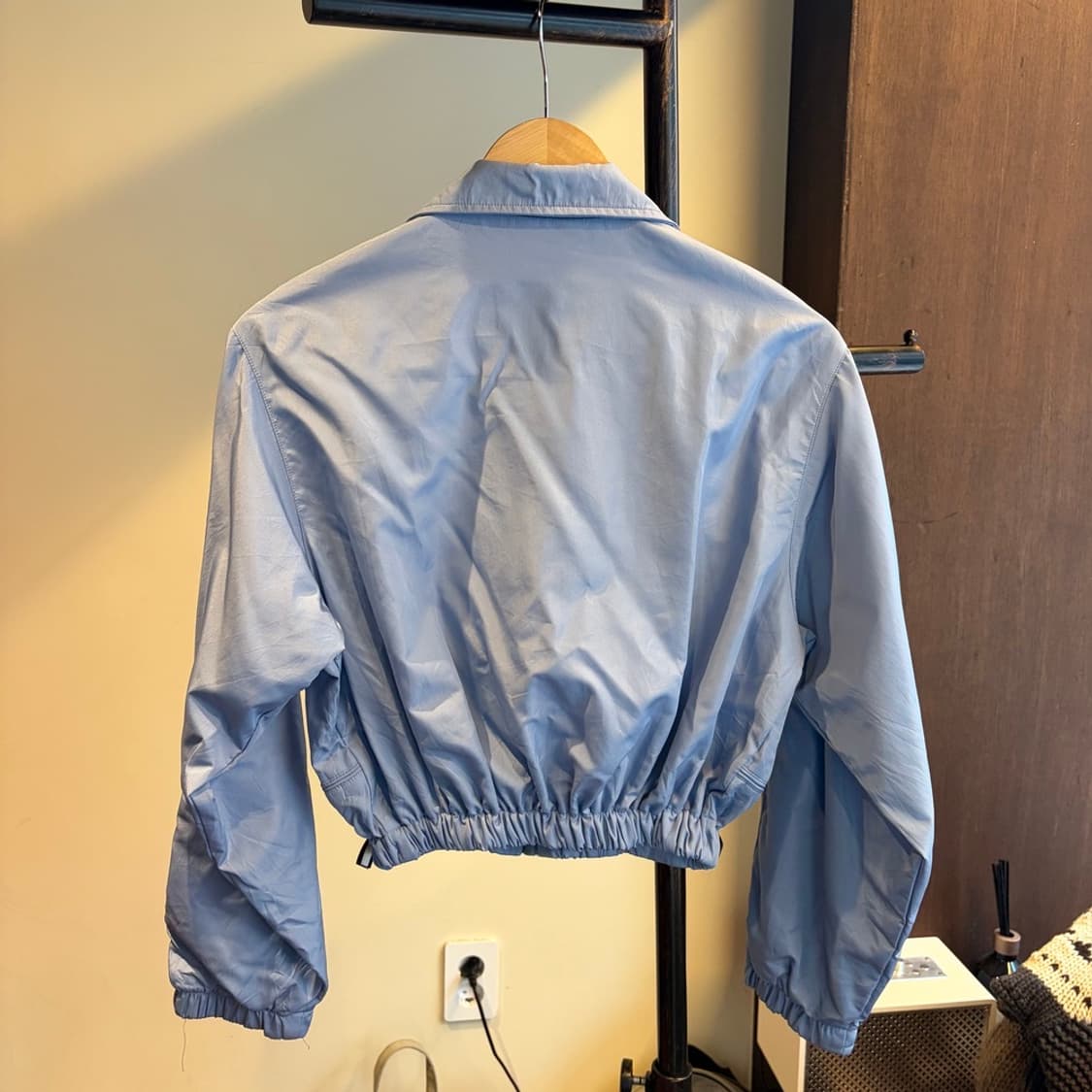 15619 - 리복 크롭 바람막이 자켓 상품이미지4