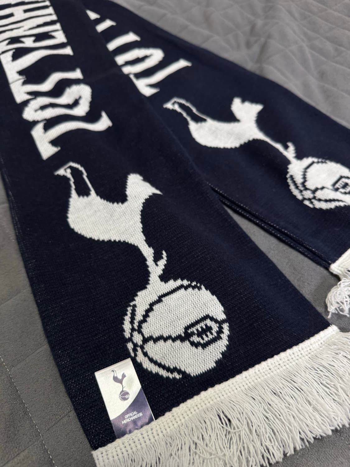 토트넘 핫스퍼 정품 공식 굿즈샵 머플러 목도리 상품이미지1