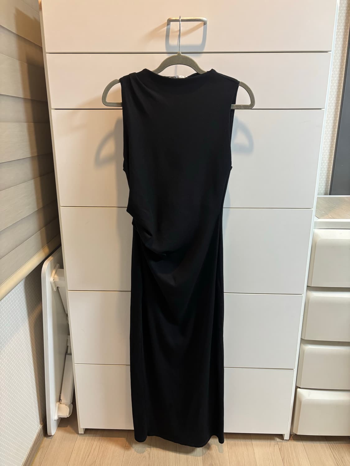 ZARA 블랙 엘라스틴 셔링 롱 원피스 상품이미지2
