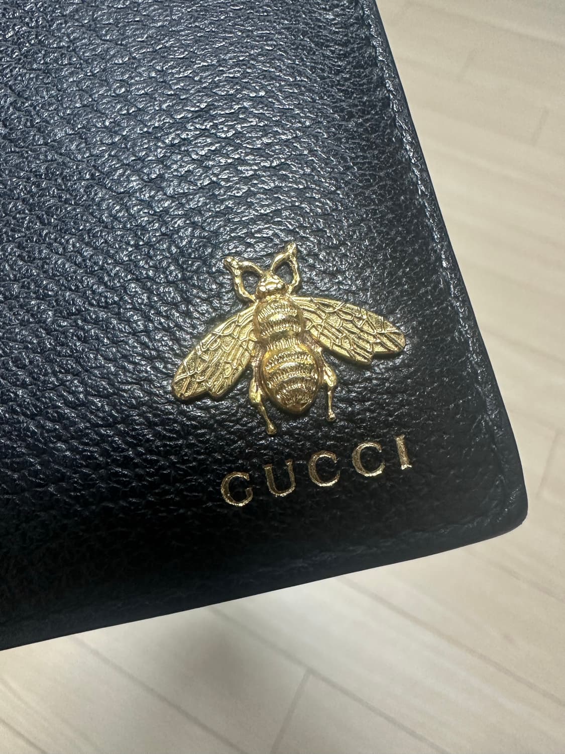구찌 에니멀리에 꿀벌 반지갑 블랙 상품이미지2