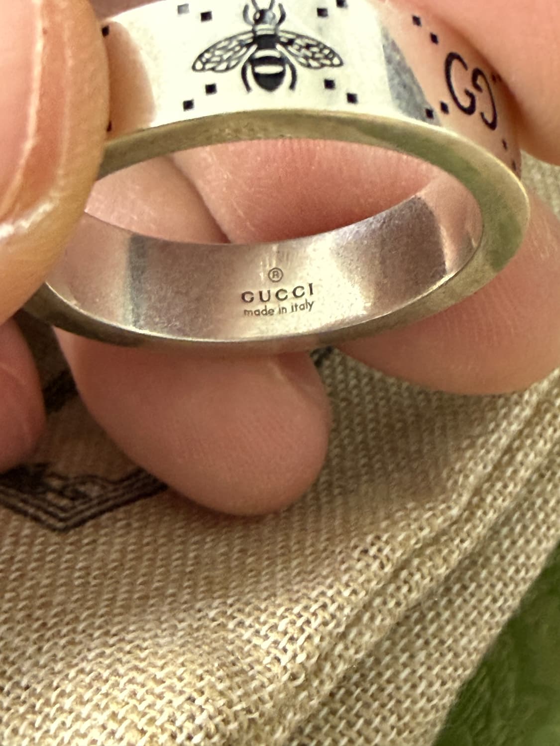 구찌 반지 비 인그레이브드 링 6mm 25호 팝니다. 상품이미지3